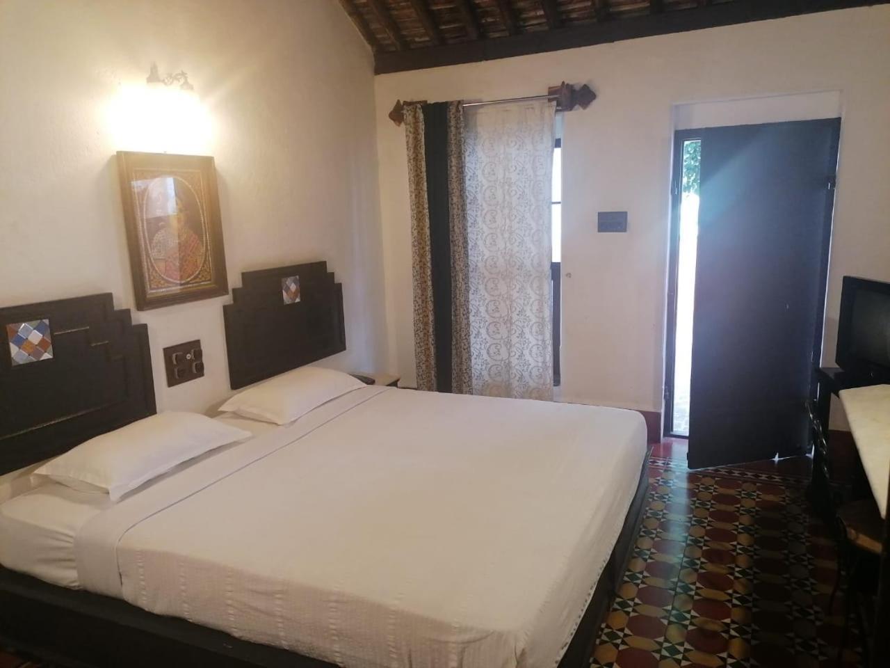 Indeco Hotels Swamimalai Kumbakonam Esterno foto