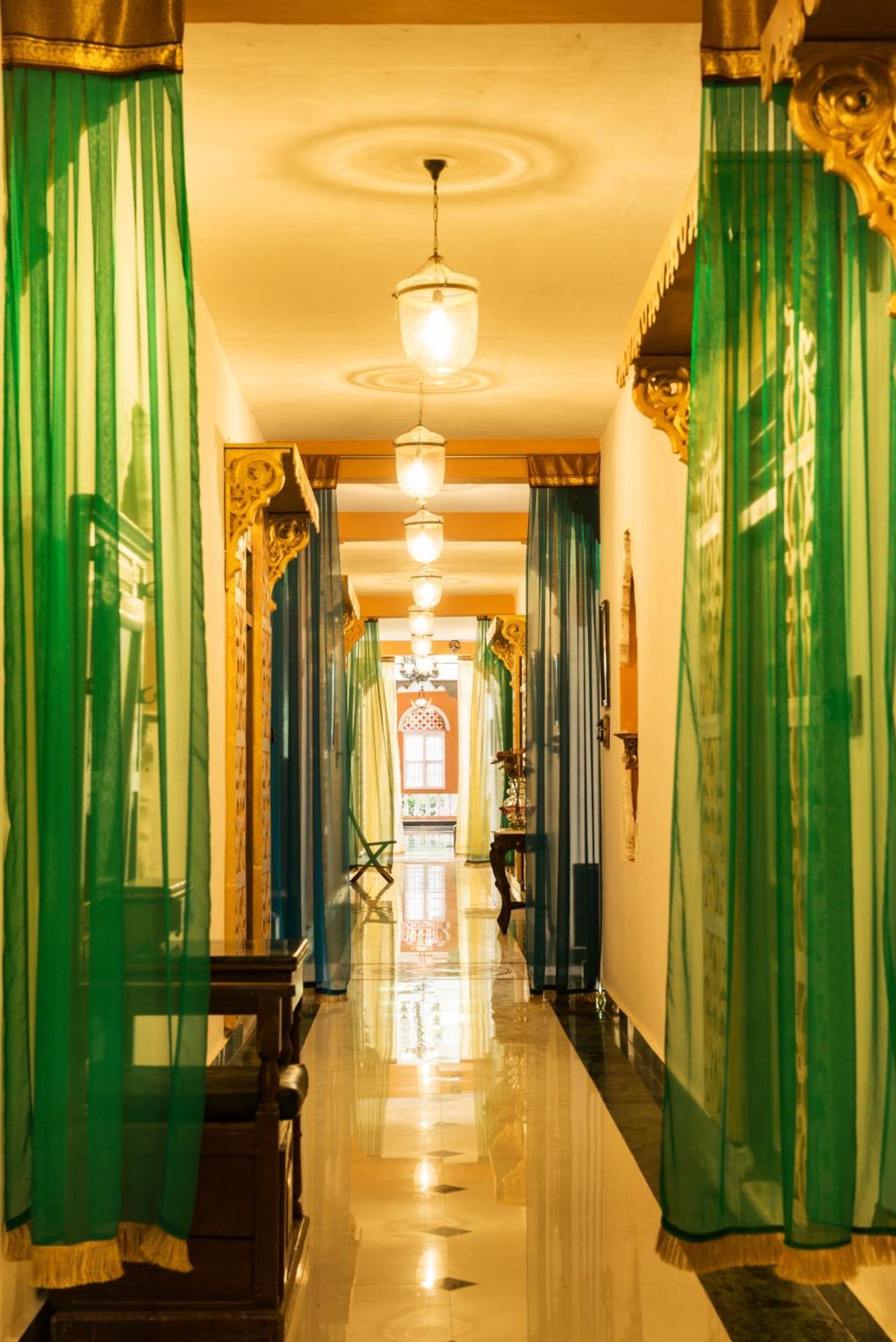 Indeco Hotels Swamimalai Kumbakonam Esterno foto